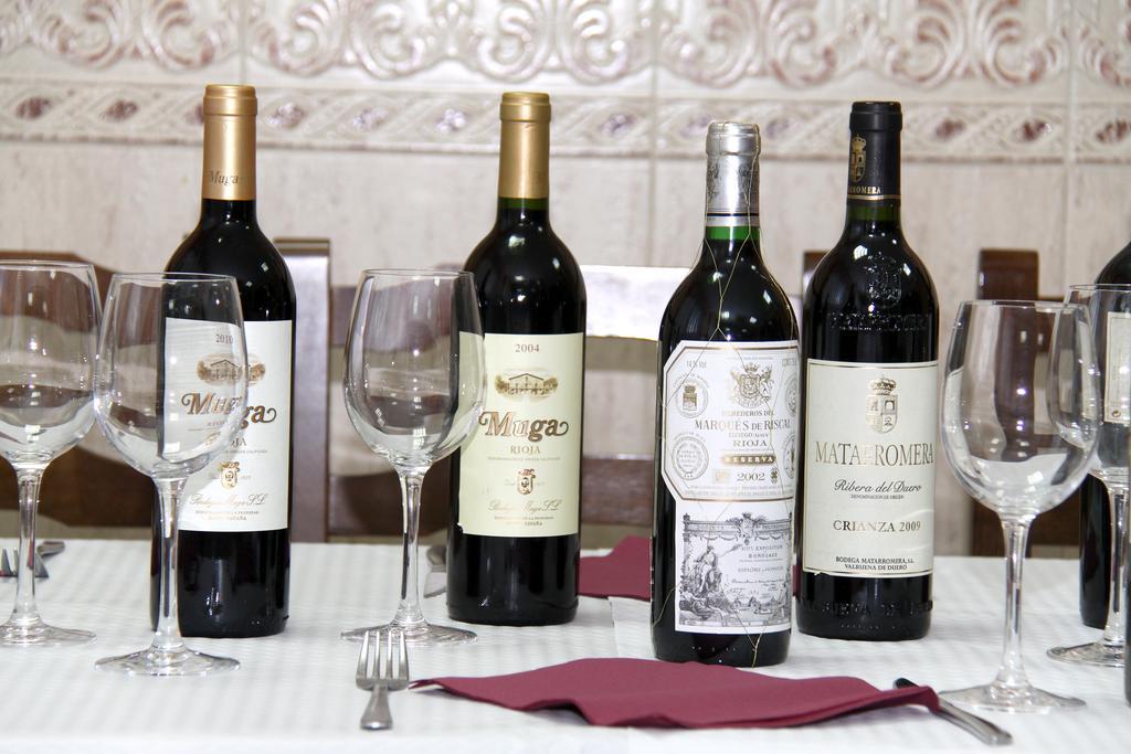 Hostal Restaurante La Masia Vila-real Kültér fotó