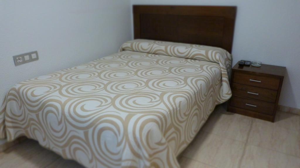 Hostal Restaurante La Masia Vila-real Kültér fotó